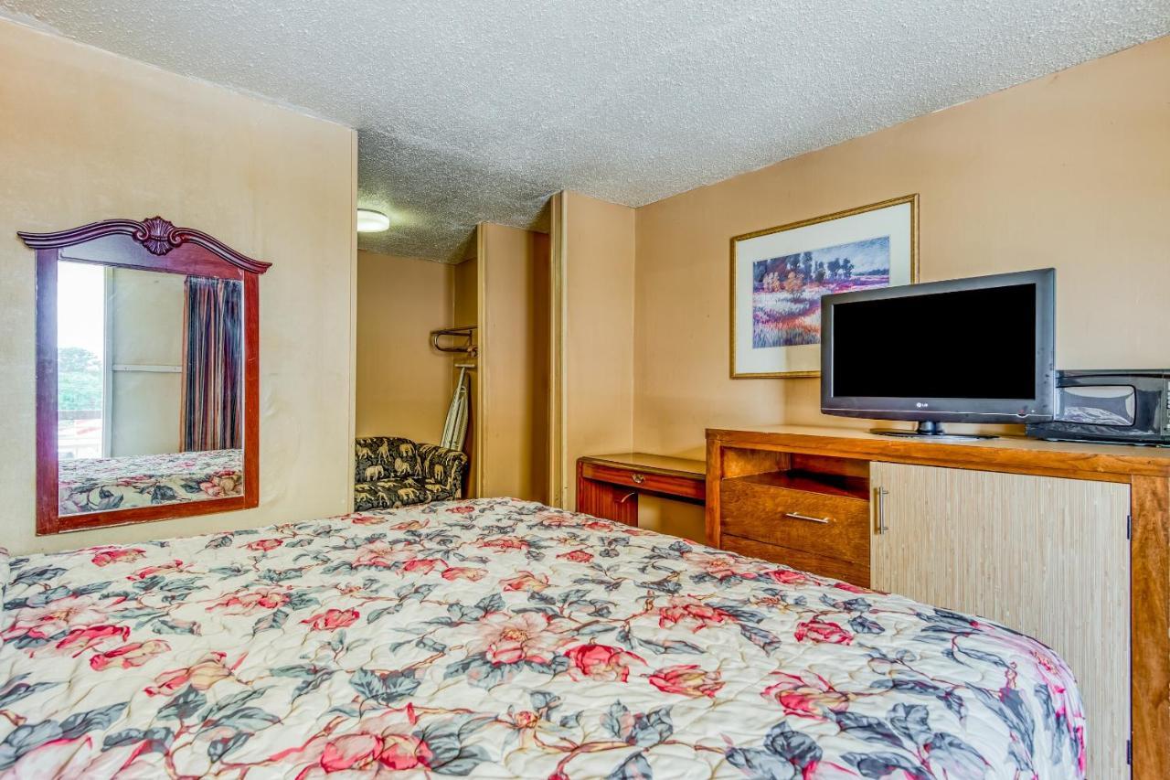 Oyo Hotel Jackson North I-55 Kültér fotó