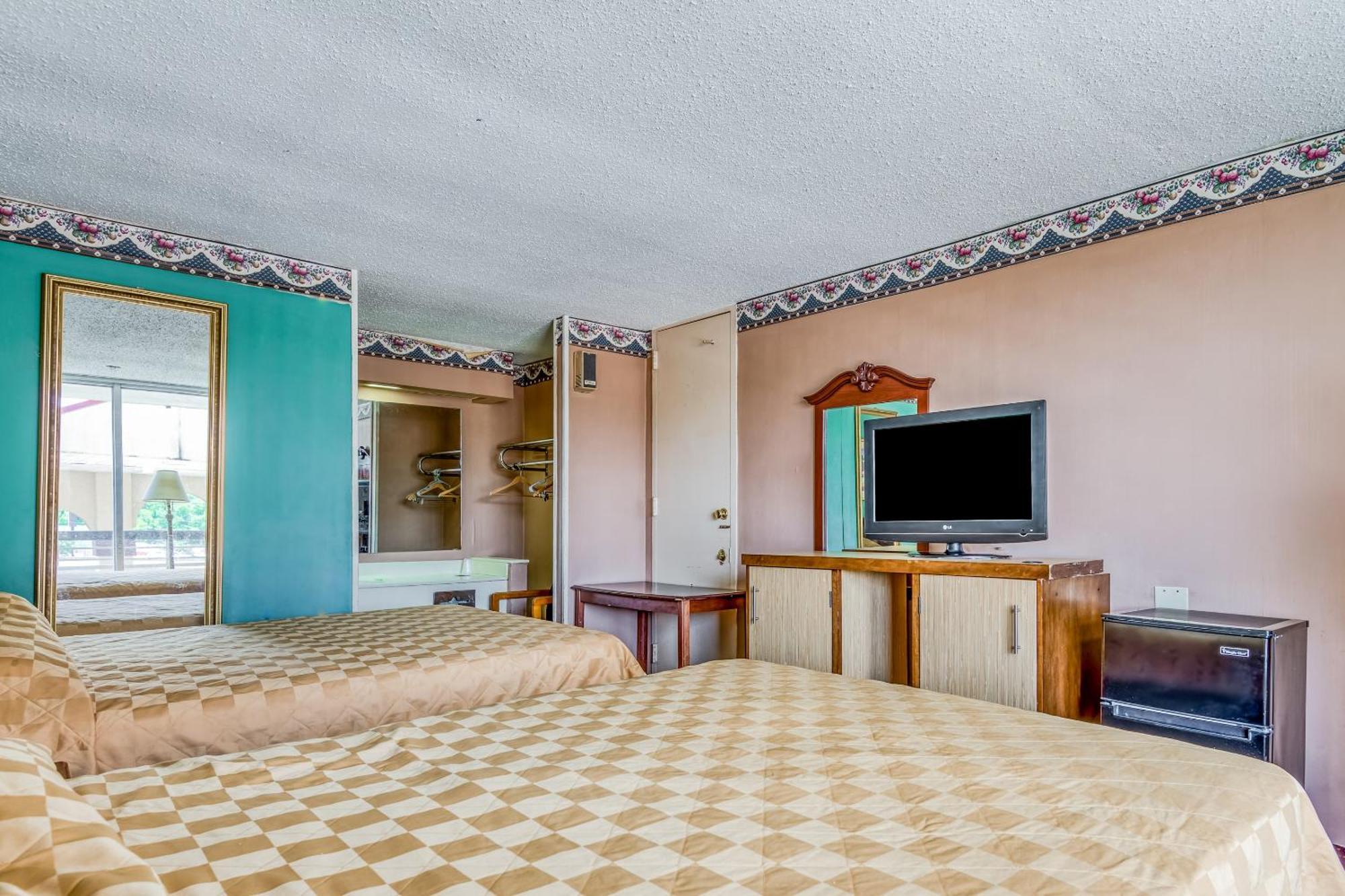 Oyo Hotel Jackson North I-55 Kültér fotó